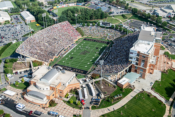 Groves Stadium
