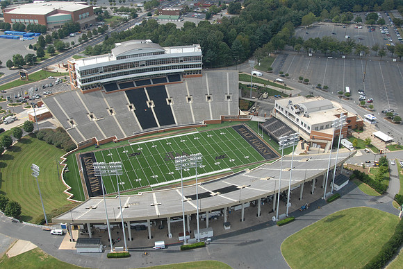 Groves Stadium