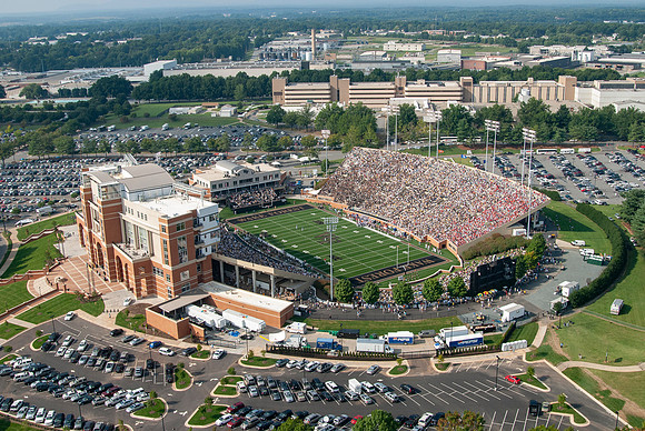 Groves Stadium